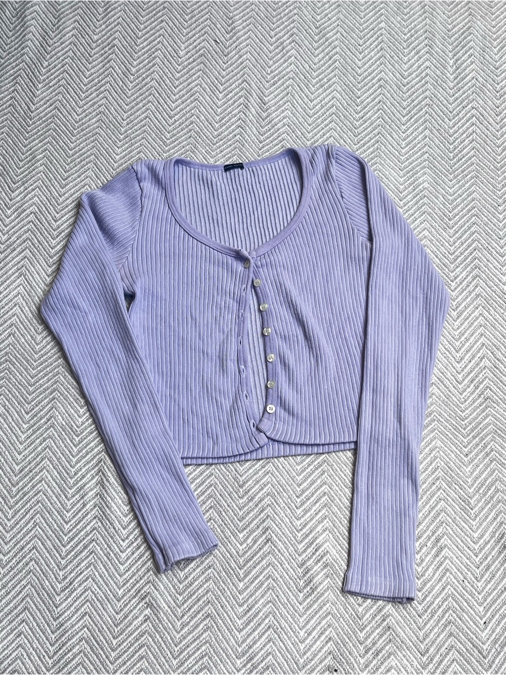 Brandy Melville Lilac Ribbed Button-Front Long Sleeve Top